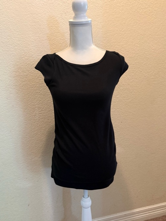 GAP Dresses & Skirts - GAP Black Cap Sleeve Scoop Neck Maternity Mini Dress